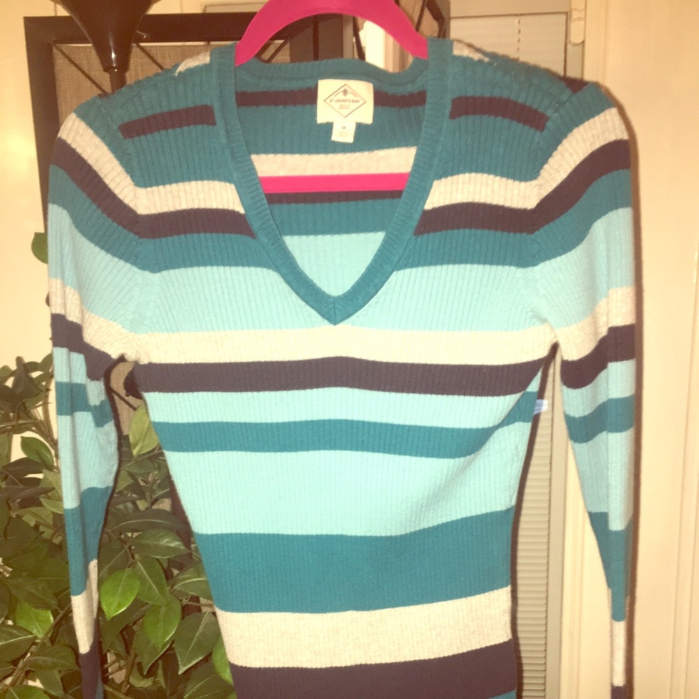 Saint johns bay striped sweater size medium